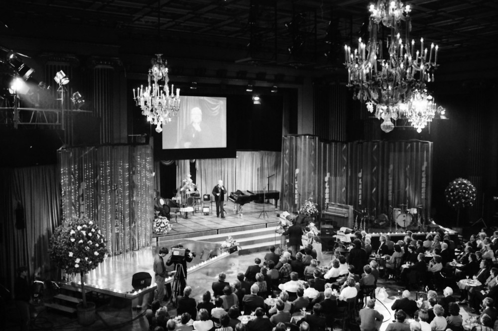 17129_Historisches_Bild_des_Kongress_Palais_Ka_original.jpg
