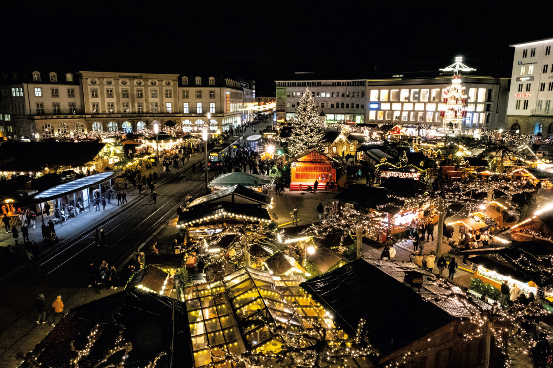 19514_Auf_dem_Maerchenweihnachtsmarkt_Kassel_original