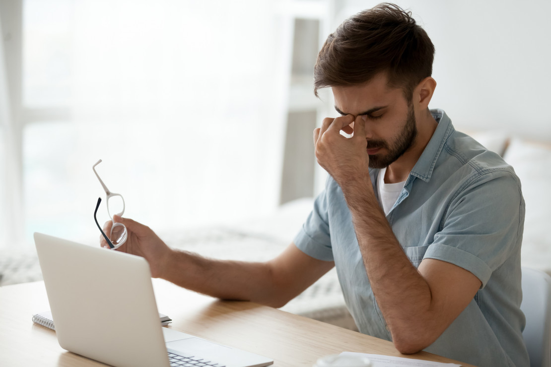 Ausreichende und regelmäßige Pausen während der Arbeit gegen Ermüdungserscheinungen 