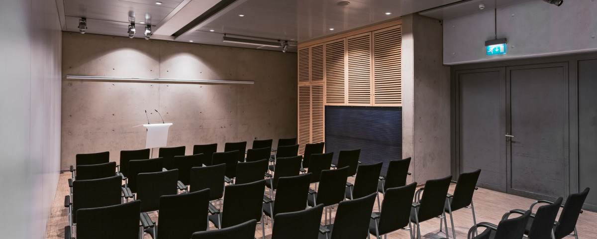 Der Aschrottsaal bestuhlt.