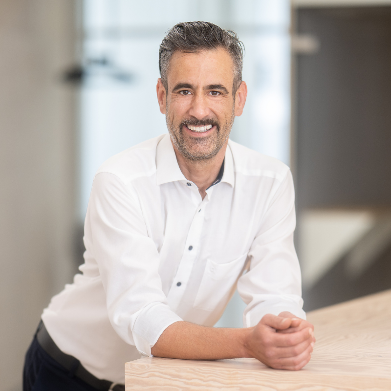 km-kp-20230327-32-low-